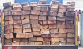 توقیف یکدستگاه کامیون حامل 150 اصله چوب آلات قاچاق جنگلی در استان اردبیل