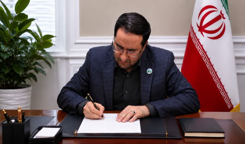رئیس سازمان منابع طبیعی کشور از مردم و خانواده بزرگ منابع طبیعی برای حضور در آیین وداع و تشییع قائد شهید انقلاب دعوت کرد