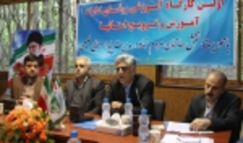 کارگاه آموزشی نقش سازمان های مردم نهاد در مدیریت پایدار منابع طبیعی برگزار شد