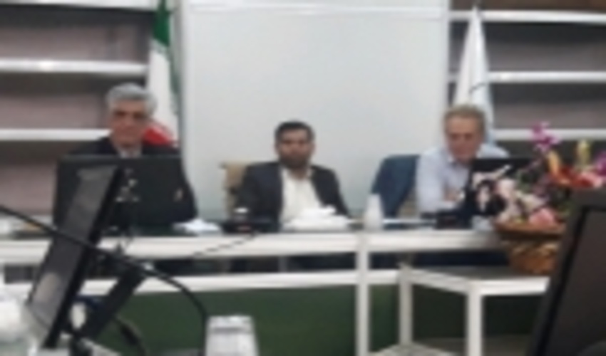 مدیران و کارشناسان فنی سازمان جنگل ها از پژوهشکده حفاظت خاک و آبخیزداری بازدید کردند