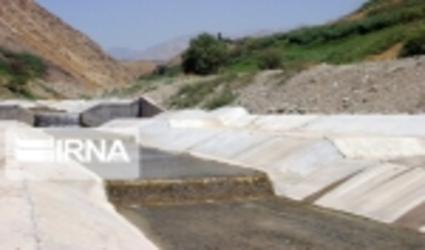 اجرای طرح های آبخیزداری در ۲۰۰ هزار هکتار از مناطق غرب مازندران