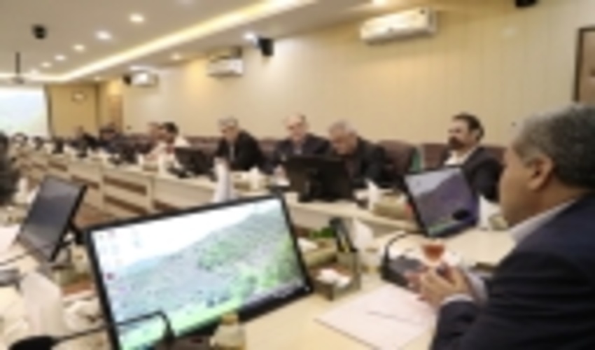 استفاده از تجربیات صاحب نظران در پیشبرد اهداف منابع طبیعی 