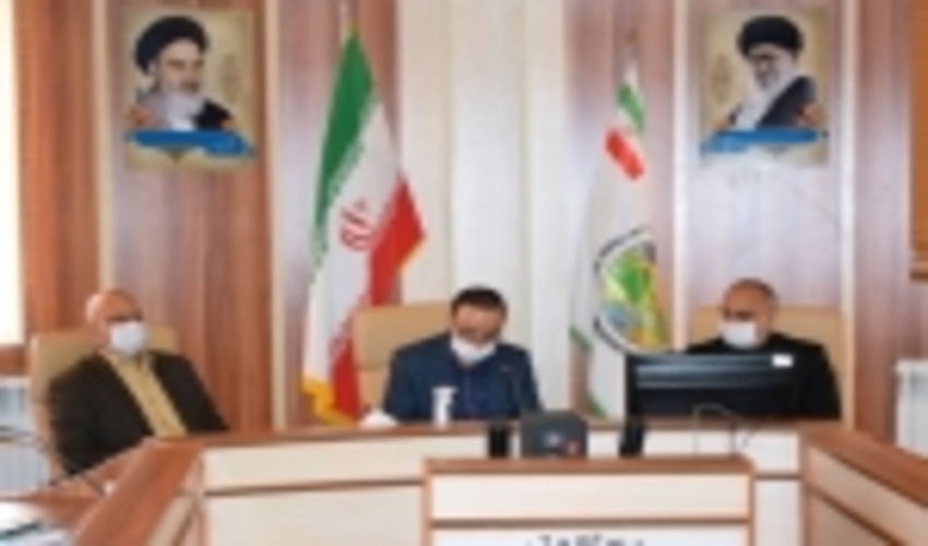 کرمانشاه/برگزاری نشست سه جانبه منابع طبیعی، اداره ثبت اسناد استان کرمانشاه و نمایندگان سازمان جنگل ها 