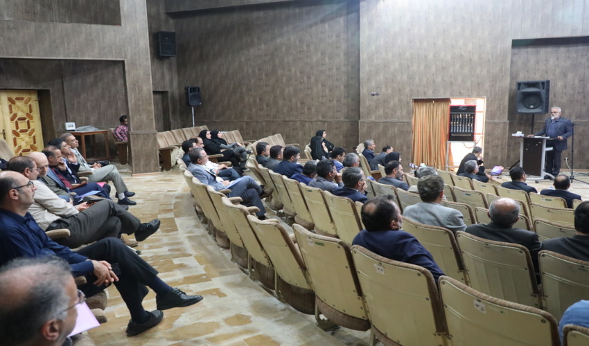 گزارش تصویری/ اولین نشست تخصصی انتقال تجربیات علمی و فنی کارشناسان منابع طبیعی اعزامی به چین
