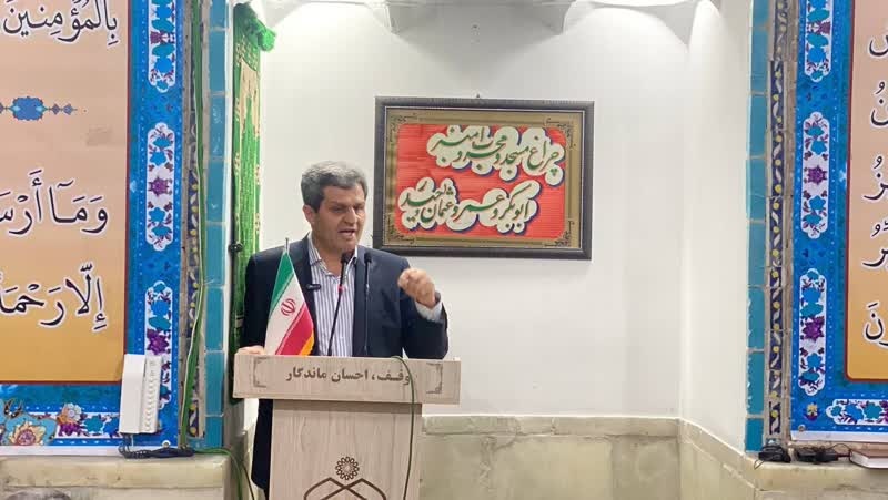 سخنرانی جناب آقای مهندس شریفی پور مدیر کل محترم منابع طبیعی و آبخیزداری استان کردستان قبل از شروع خطبه نماز جمعه 